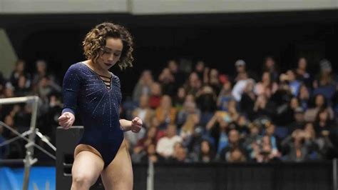 chica fitness desnuda|El poderoso desnudo de Katelyn Ohashi, la gimnasta del 10, en。